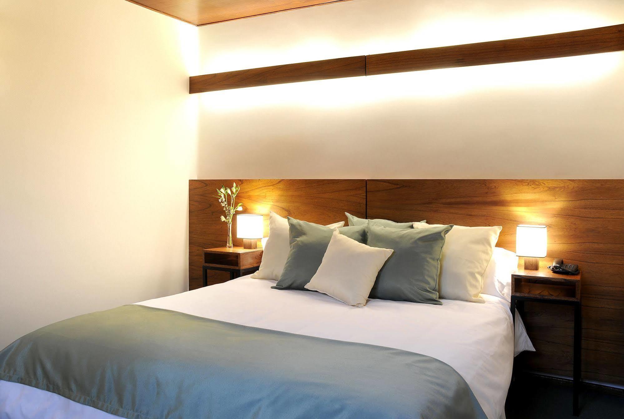 Babel Boutique Hotel บัวโนสไอเรส ภายนอก รูปภาพ